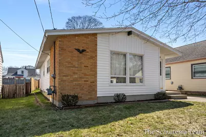 1824 Blandford Avenue SW, Wyoming, MI 49519 - Photo 4