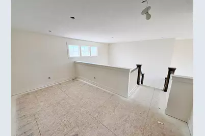 7082 Kettle Dale Avenue SE, Alto, MI 49302 - Photo 14