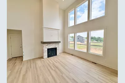 7082 Kettle Dale Avenue SE, Alto, MI 49302 - Photo 4