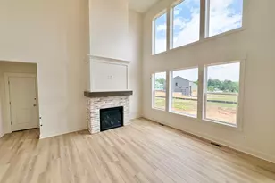 7082 Kettle Dale Ave SE, Alto, MI 49302 - Photo 4
