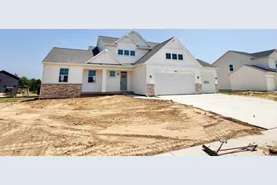 7082 Kettle Dale Avenue SE, Alto, MI 49302 - Photo 2