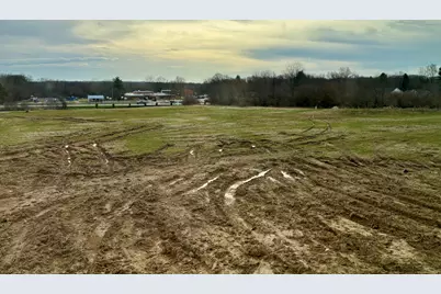 7082 Kettle Dale Avenue SE, Alto, MI 49302 - Photo 4