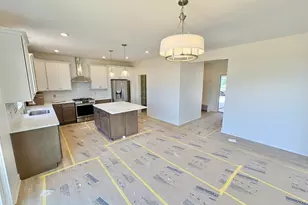 7082 Kettle Dale Ave SE, Alto, MI 49302 - Photo 4