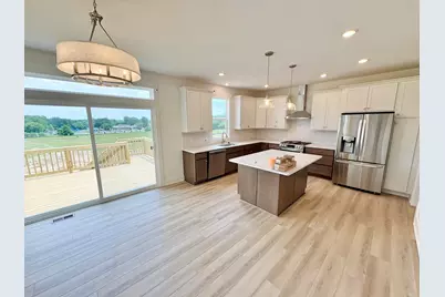 7082 Kettle Dale Avenue SE, Alto, MI 49302 - Photo 6