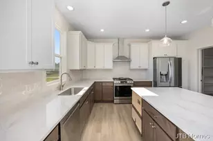 7082 Kettle Dale Ave SE, Alto, MI 49302 - Photo 10