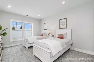 3370 Ravinewood Ct, Jenison, MI 49428 - Photo 36