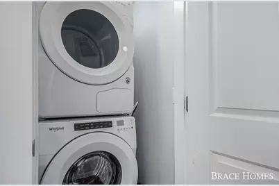 27 Library Street NE #702, Grand Rapids, MI 49503 - Photo 10