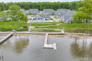 246 Janes View Dr, Holland, MI 49424 - Photo 60