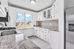 27340 Telstar St, Chesterfield, MI 48051 - Photo 6