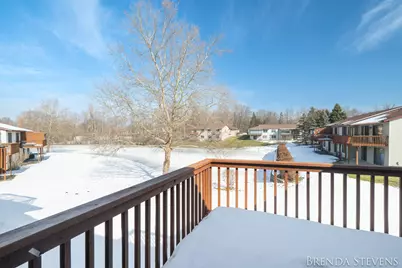 2061 Ter Van Drive NE, Grand Rapids, MI 49505 - Photo 10