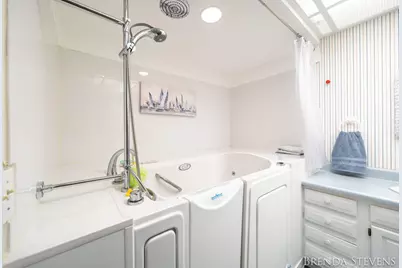 2061 Ter Van Drive NE, Grand Rapids, MI 49505 - Photo 38