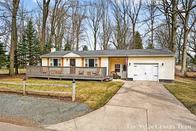 840 Wilson Avenue, Norton Shores, MI 49441 - Photo 2