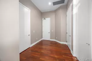 335 Bridge St NW, Grand Rapids, MI 49504 - Photo 8