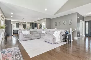 52039 Kern Dr, Three Rivers, MI 49093 - Photo 12