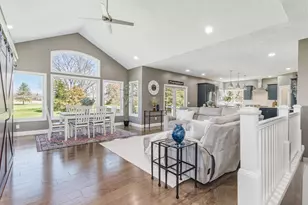 52039 Kern Dr, Three Rivers, MI 49093 - Photo 4