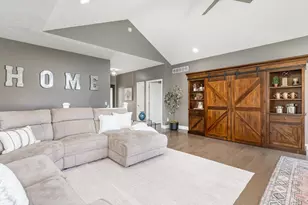 52039 Kern Dr, Three Rivers, MI 49093 - Photo 8
