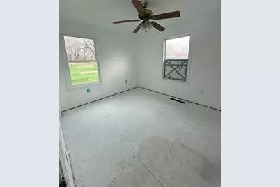 323 E South Street, Marcellus, MI 49067 - Photo 6