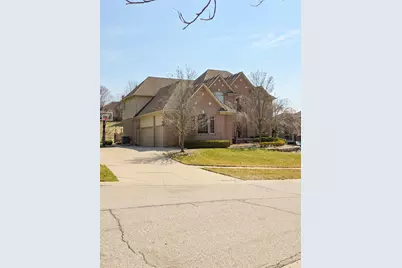 1053 Autumnview Court, Rochester, MI 48307 - Photo 2