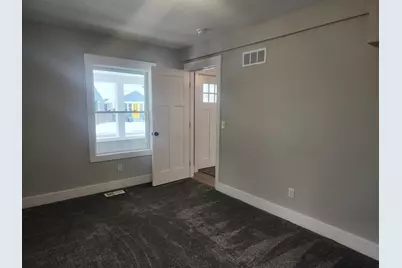 1698 Wood Street, Muskegon, MI 49442 - Photo 12