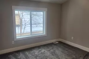 1698 Wood St, Muskegon, MI 49442 - Photo 20