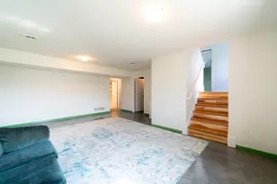 871 E Harmony Dr, Sparta, MI 49345 - Photo 8