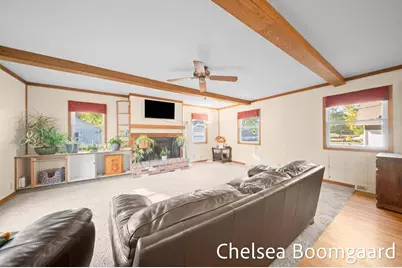 22 Elmwood Street NE, Grand Rapids, MI 49505 - Photo 30