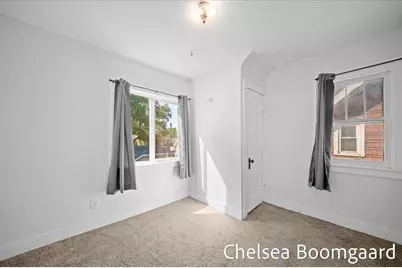 22 Elmwood Street NE, Grand Rapids, MI 49505 - Photo 18