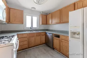 2530 De Hoop Ave, Wyoming, MI 49509 - Photo 8