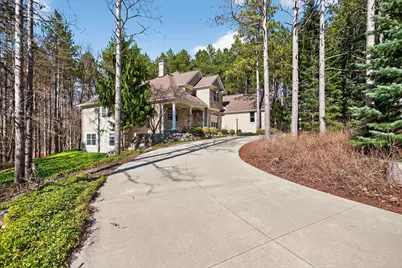 7176 Sanctuary Drive, Jackson, MI 49201 - Photo 2