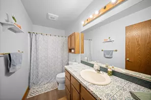 3862 Bent Pine Dr, Holland, MI 49424 - Photo 10