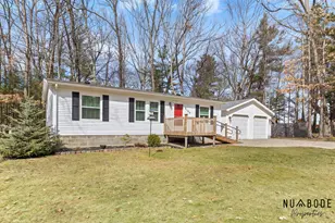 8120 Cheyenne Dr, Howard City, MI 49329 - Photo 4