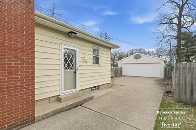 4108 Herman Avenue SW, Wyoming, MI 49509 - Photo 4