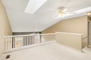 306 Pineknoll Ct, Brighton, MI 48116 - Photo 14