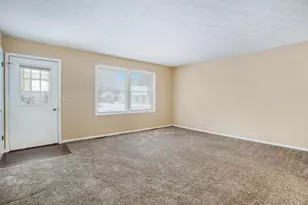 143 Floral Ave, Plainwell, MI 49080 - Photo 4