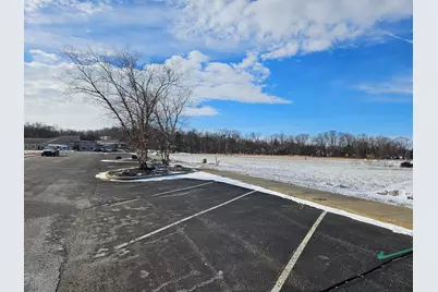 56400 Village Center Circle, Mattawan, MI 49071 - Photo 12