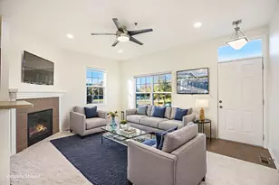 43014 Strand Dr, Sterling Heights, MI 48313 - Photo 4