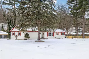 3061 Sherwood Ct, Muskegon, MI 49441 - Photo 6