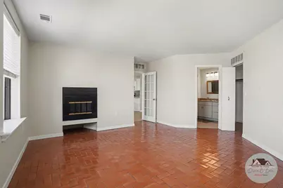 297 W Clay Avenue #411, Muskegon, MI 49440 - Photo 10