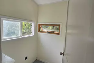 64 Union St, Hillsdale, MI 49242 - Photo 18