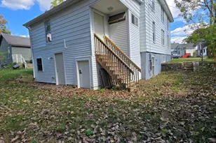 64 Union St, Hillsdale, MI 49242 - Photo 6