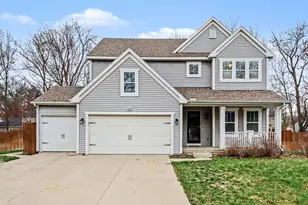 527 Cliffwood Ave, Portage, MI 49002 - Photo 2