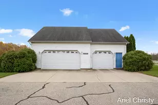 3700 8th Ave, Hudsonville, MI 49426 - Photo 4