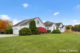 3700 8th Ave, Hudsonville, MI 49426 - Photo 2