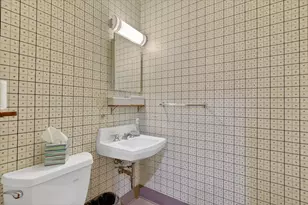 2426 Burton St SE, Grand Rapids, MI 49546 - Photo 26