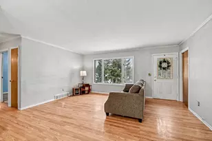 301 Ragen-Bogen Dr, Gaylord, MI 49735 - Photo 4