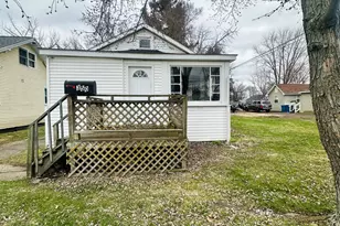 350 Iroquois Ave, Battle Creek, MI 49015 - Photo 1