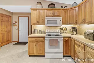 6226 Hall Rd, Muskegon, MI 49442 - Photo 22