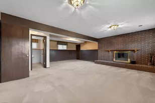 37542 Whitney Dr, Wayne, MI 48184 - Photo 34