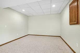 1921 Pineridge Dr, Hastings, MI 49058 - Photo 30