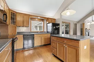 1921 Pineridge Dr, Hastings, MI 49058 - Photo 10